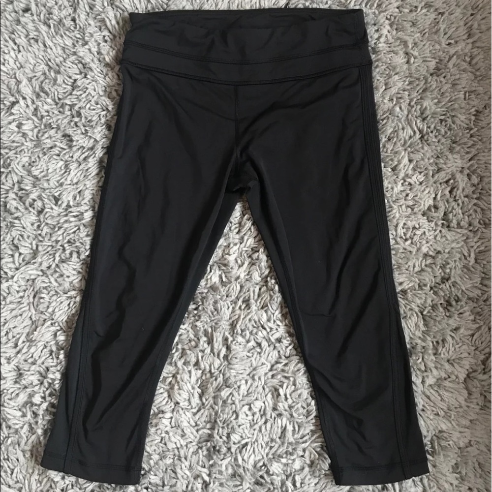 Lululemon Cropped Leggings- 8